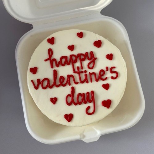 Happy Valentine's Bento Cake 300g Vanilla Flavor