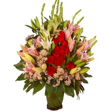 Floral Grandieo - Lilies Flower Arrangement