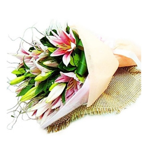Glorious Lilla - 3 stalks Lilies Flower Bouquet
