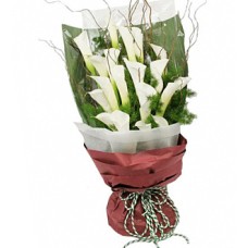 Premium Marvella – 10 Calla Lily Flower Bouquet