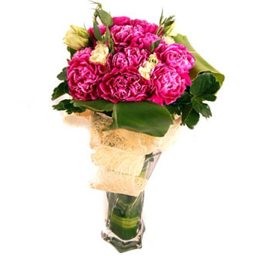 Lavinia - Carnation Flower Arrangement