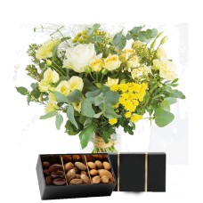 Cristal And Its Chocolate Almonds (Normal)