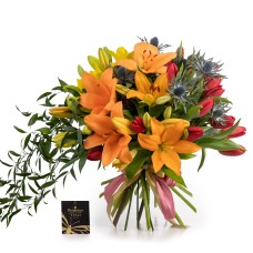 Bouquet with orange lilies and tulips (Deluxe)