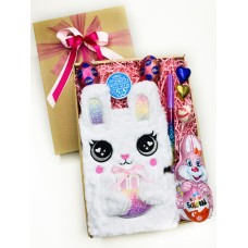 Dazzling Diary Easter Hamper