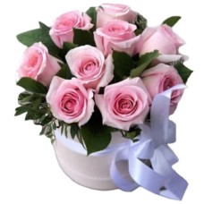 9 Pink Roses In Hatbox