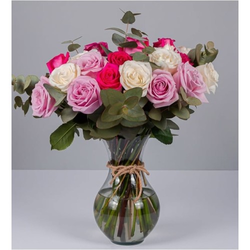 Combination Arrangement Of Roses