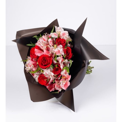Bouquet of Red Roses and Pink Astromelias