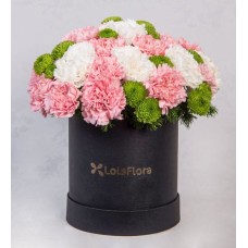 White Roses, Yokos And Pink Carnations In A Small Box