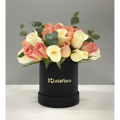 Boxed Mixed Roses