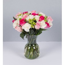 Arrangement Of Roses In Pink Tones