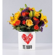 Perfect Autumn Pot With Love Sticker