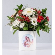 Flowerpot Daisies and Gerberas With Personalized Sticker