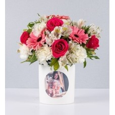 Special Romantic Pot With Personalized Sticker