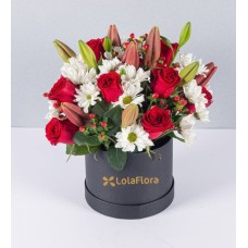 Lily Pink Daisies And Roses Box