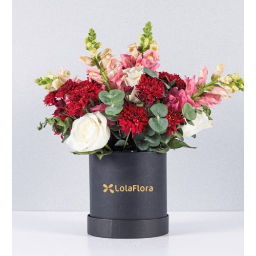 Roses Daisies And Perritos Box