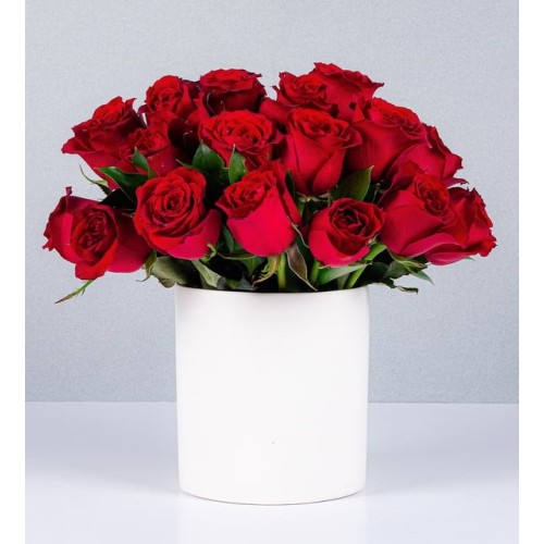 21 Red Roses in a Vase