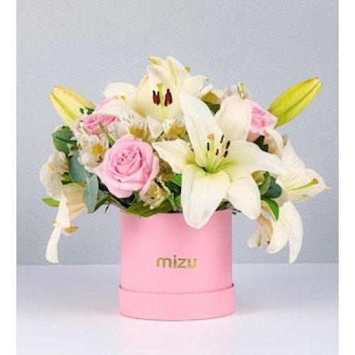 Pink Lily White and Pink Rose Box