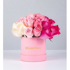 Pink Box With Gradient Roses