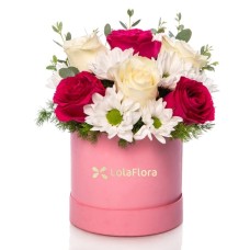 White and Red Roses, White Daisies in Pink Geltex Box