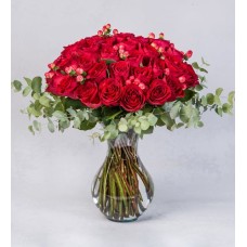 50 Red Roses In Round Vase