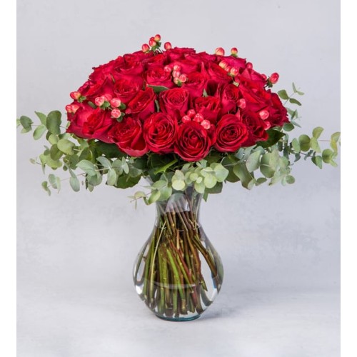50 Red Roses In Round Vase