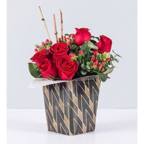 Arrangement of Roses With Details