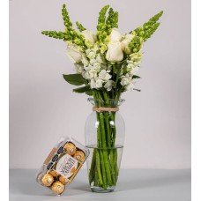 Blanca Roses And Perritos With Ferrero 16
