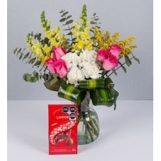 Spring Mix Arrangement with Lindt Milk