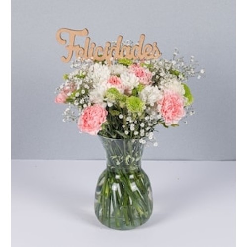 Arrangement of Carnations Pick Congratulations