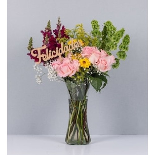 Arrangement Roses, Daisies with Pick Congratulations