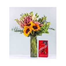 Sunflowers And Pink Perritos In Cylinder With Red Lindt