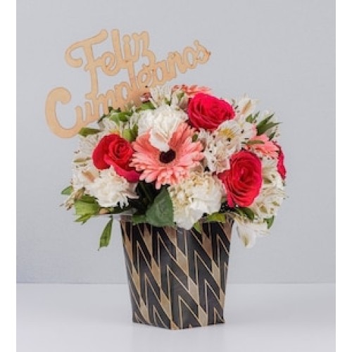 Arrangement Roses with carnations and Happy Birthday Pick