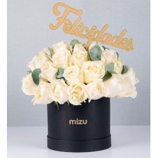 Jumbo Box White Roses and Pick Congratulations