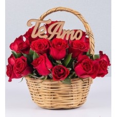 Basket Jr Red Roses and Pick I Love You