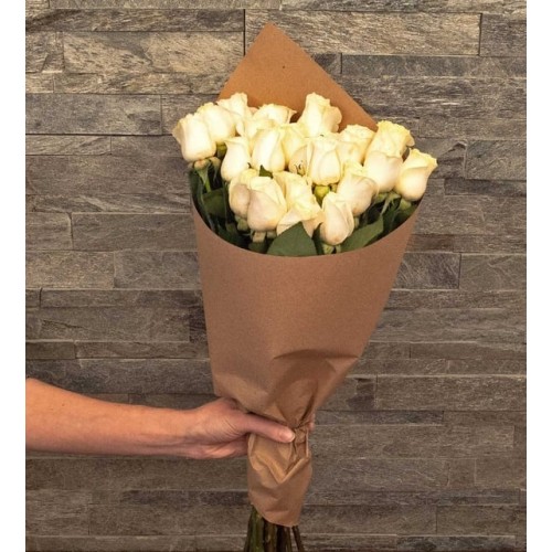 24 White Roses