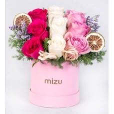 Topaz, White, and Pink Roses in Limonium Bed