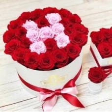 Red Roses In Box