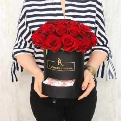Red Roses Romantic Box
