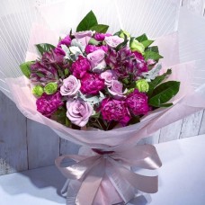 Carnations and Roses Bouquet (Standard)