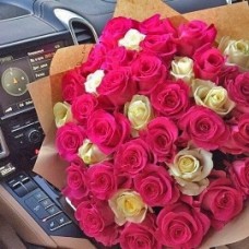Blooms A Beauty (35 Roses)