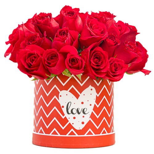 Red roses in round Love box
