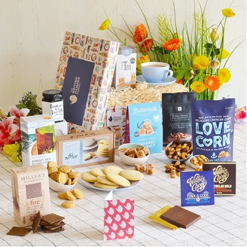Superior Traditional Hamper