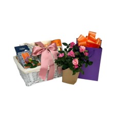 Mother's Day Flowers & Treats