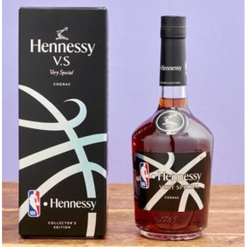Hennessy VS Cognac 70cl Gift Box