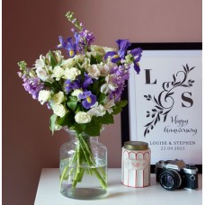 The Iris & Spray Rose Garden Letterbox