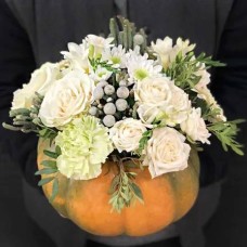 The composition of flowers 