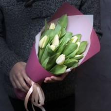 11 white tulips (Usual)
