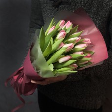 15 pink tulips (Usual)