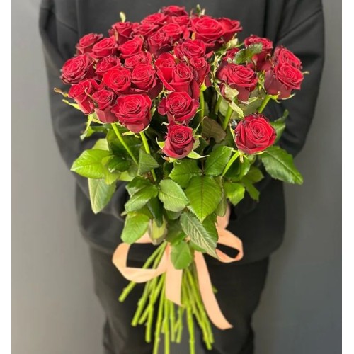 33 high red roses 70 cm (VIP)