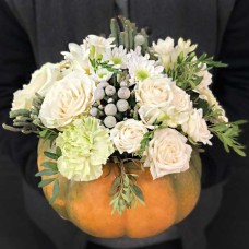 The composition of flowers 